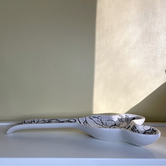 Disney Mickey Mouse Sketchbook Sketch Book Ceramic Kitchen Spoon Rest Dish- NWT - Picture 2 of 6